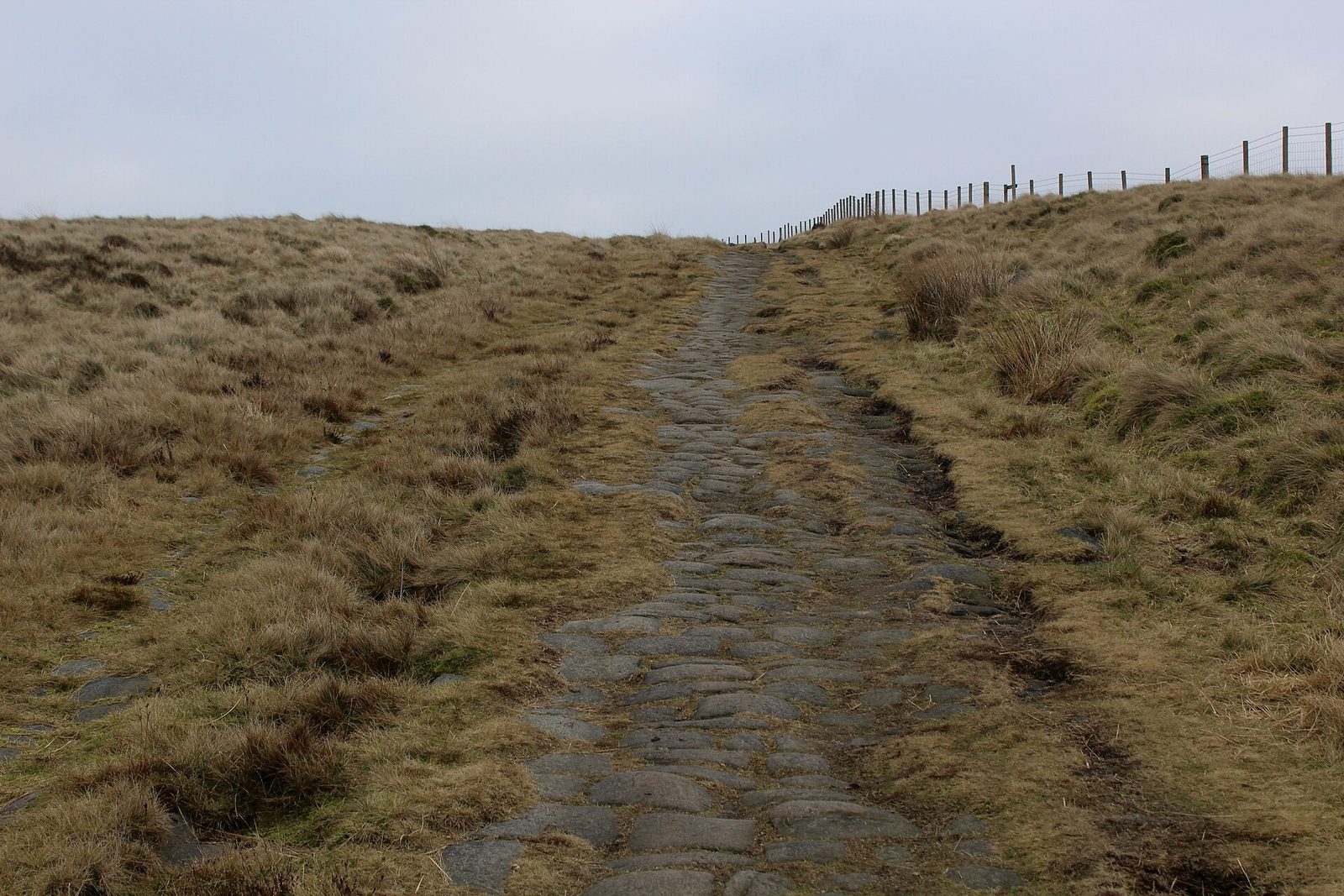 Pennine Way ascending onto Blackstone Edge