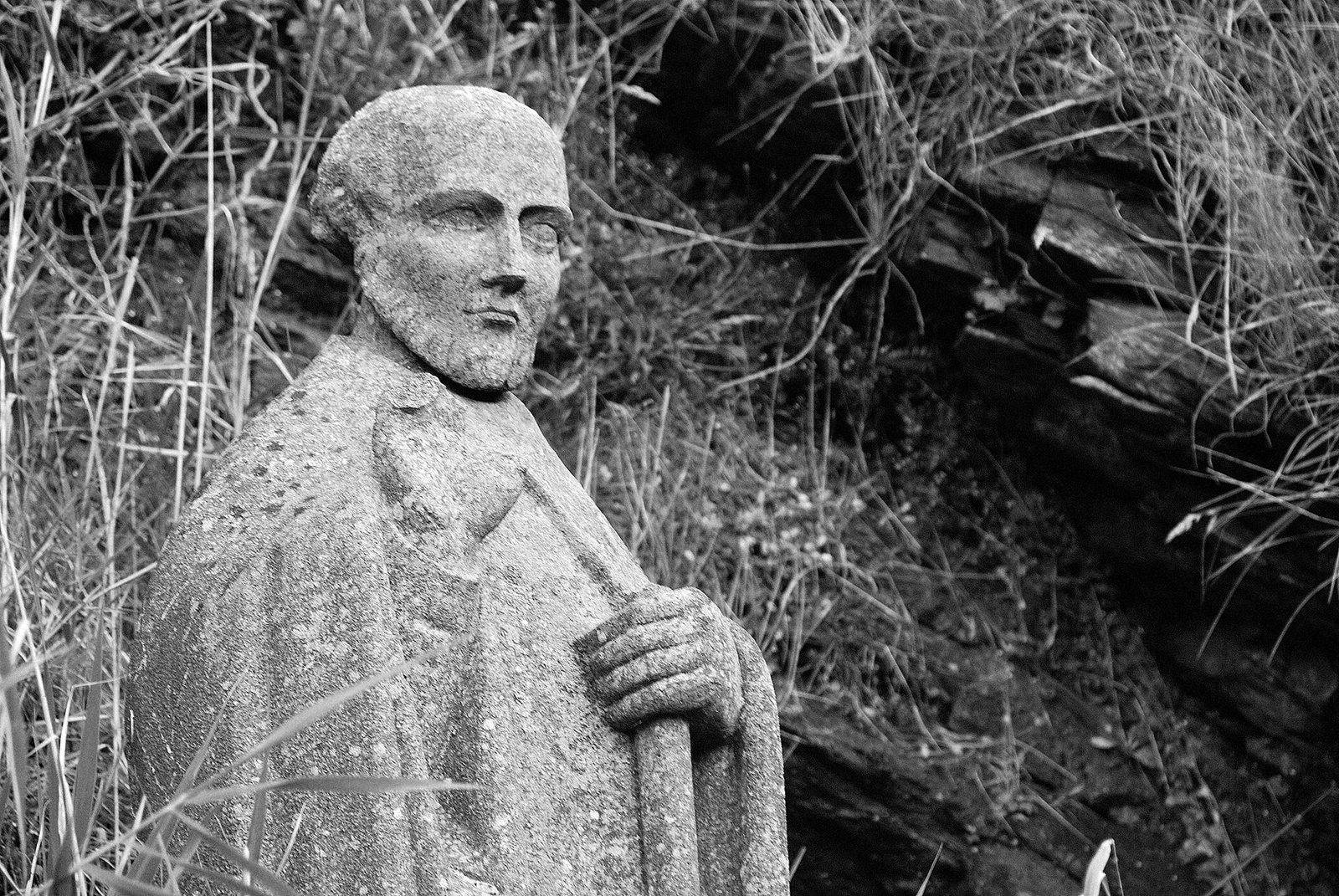 Saint-Gildas-de-Rhuys: Statue of Saint-Gildas