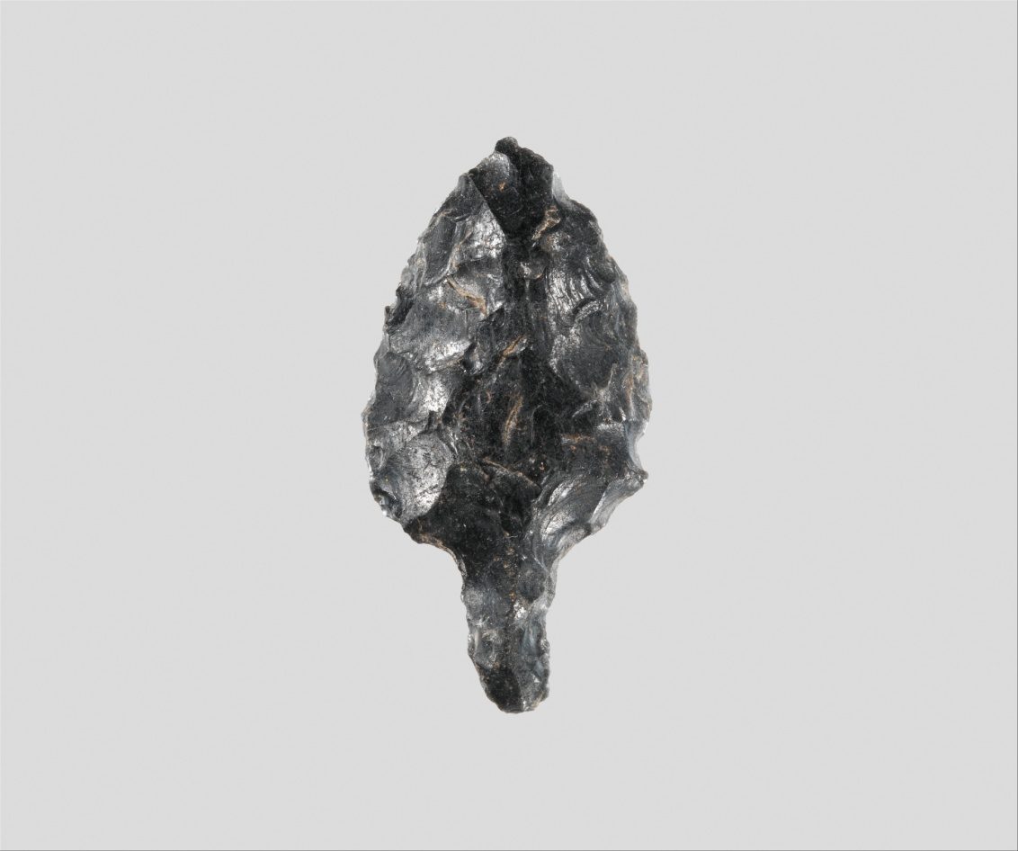 Leaf-shaped piece of obsidian from Neolithic Cycladic culture